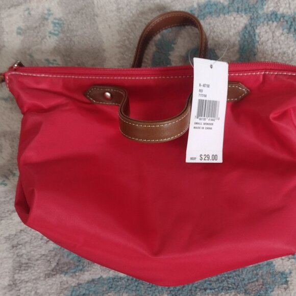 New with tags Red Nine West purse - Picture 1 of 5